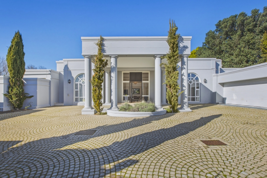 9 Bedroom Property for Sale in Constantia Western Cape